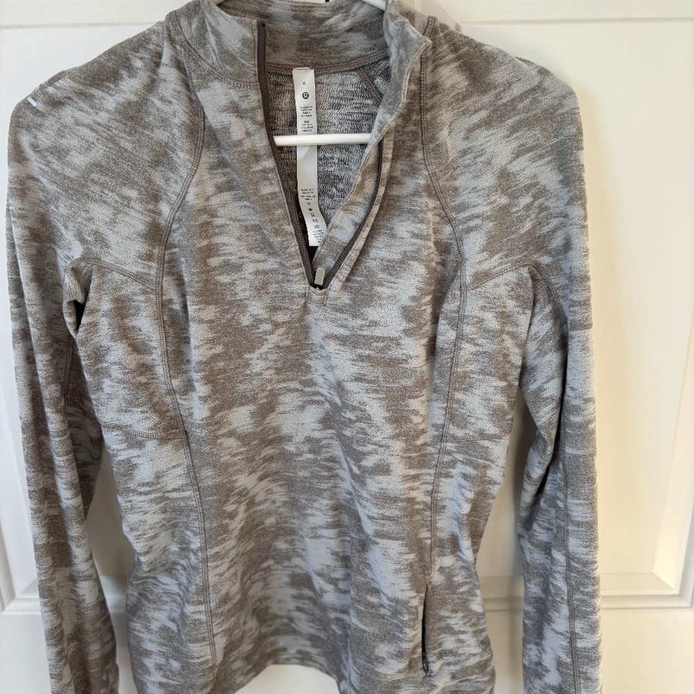 Lululemon Gray camo jacket